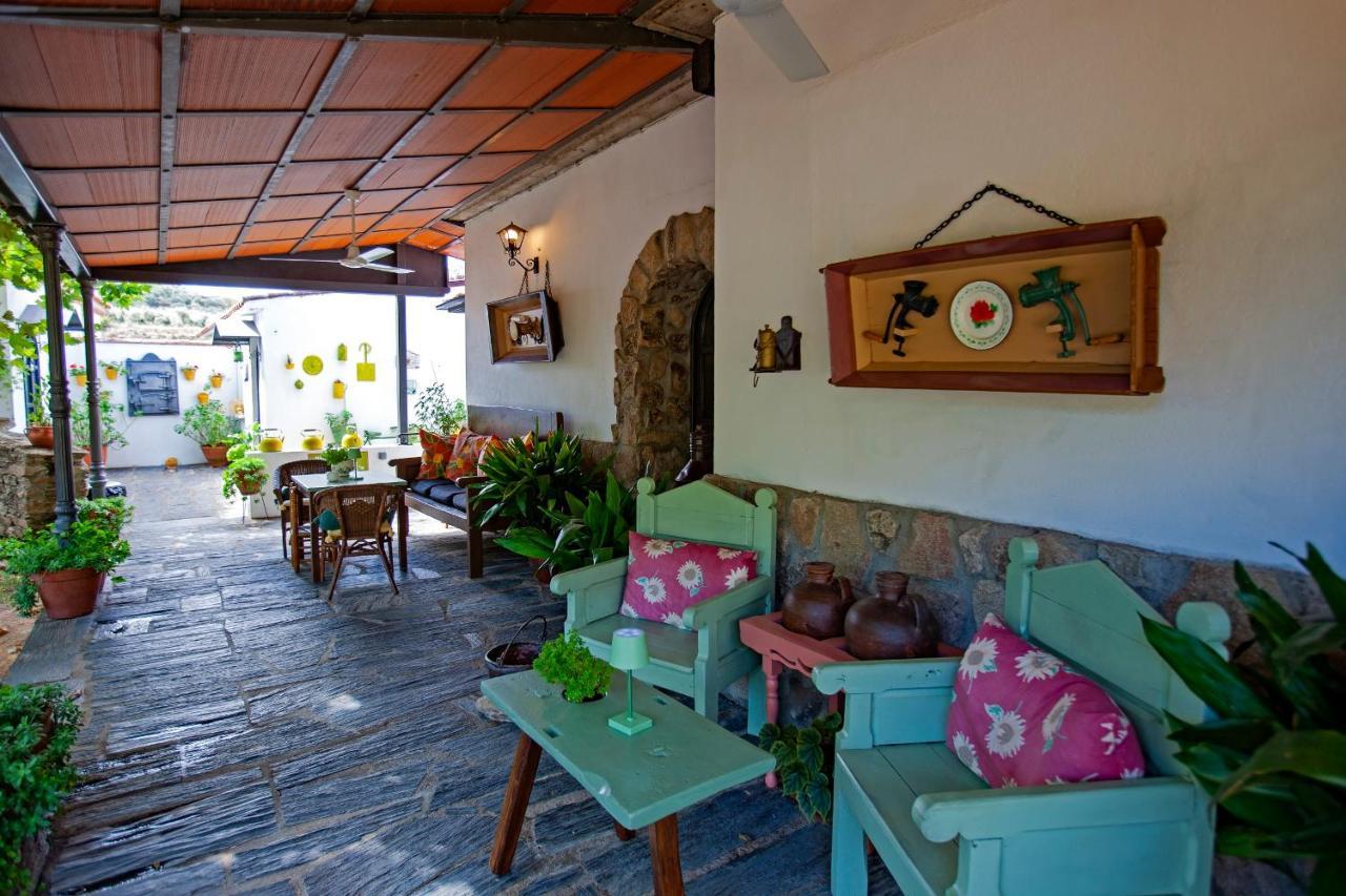 Posada Real Quinta De La Concepcion Hinojosa de Duero Extérieur photo