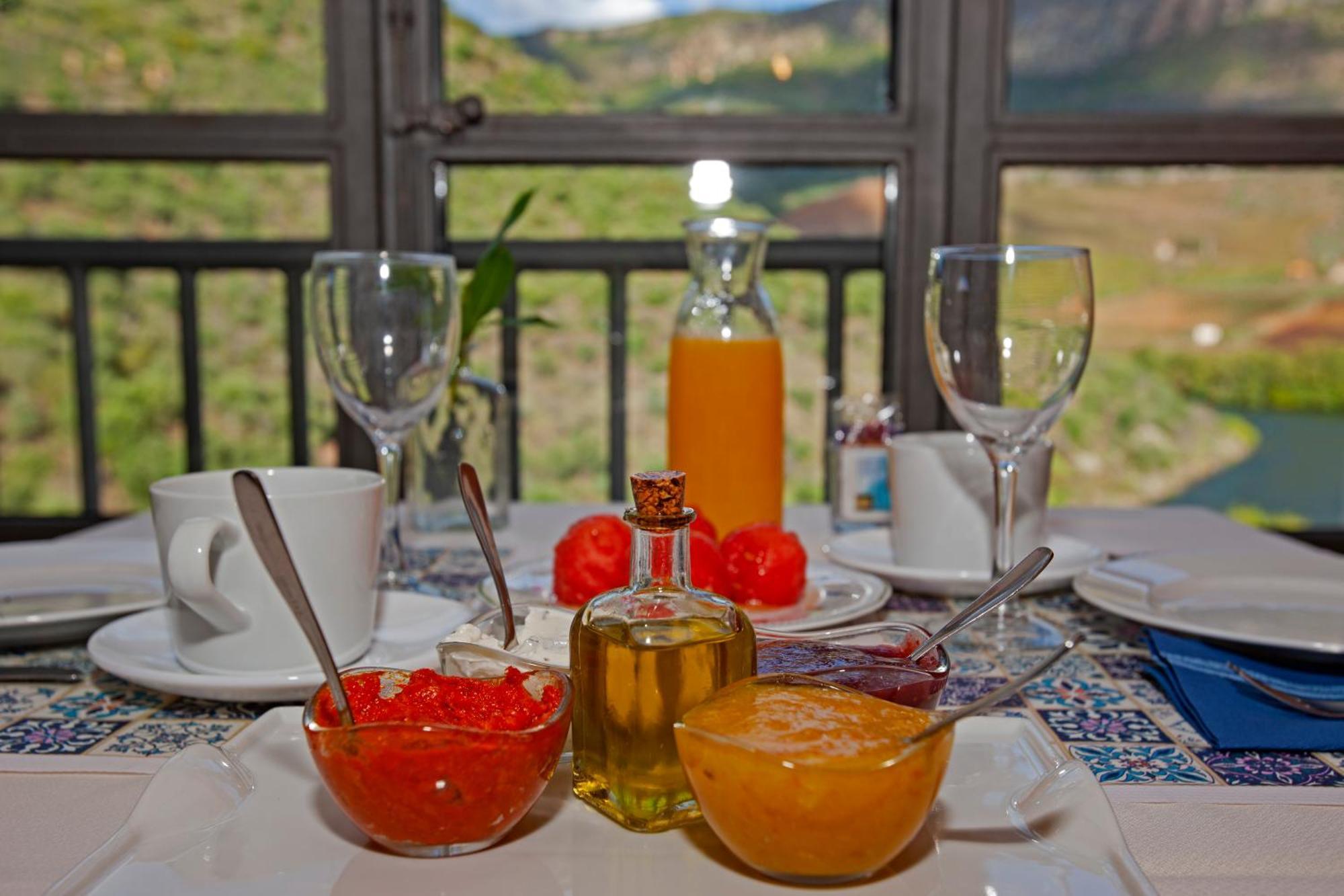 Posada Real Quinta De La Concepcion Hinojosa de Duero Extérieur photo